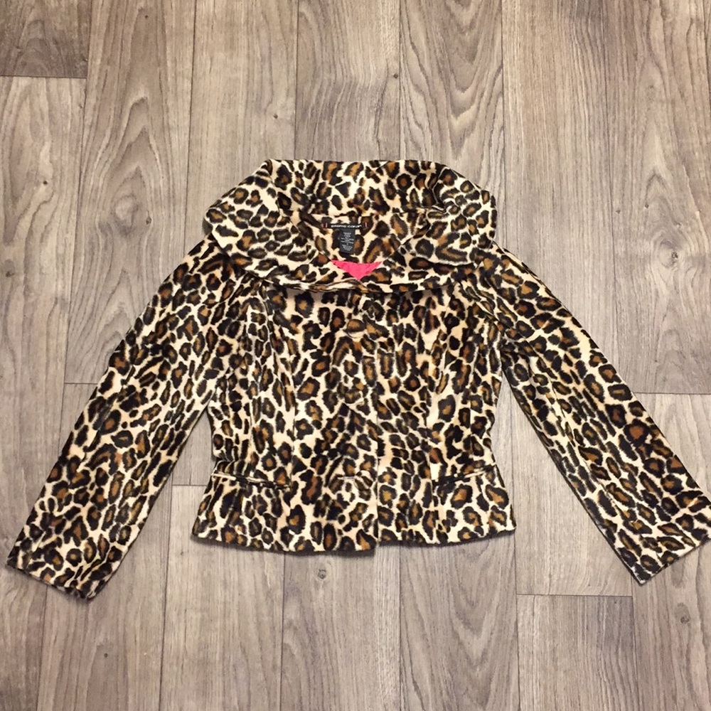 PIERRE CARDIN FAUX LEOPARD PRINT CROPPED JACKET.